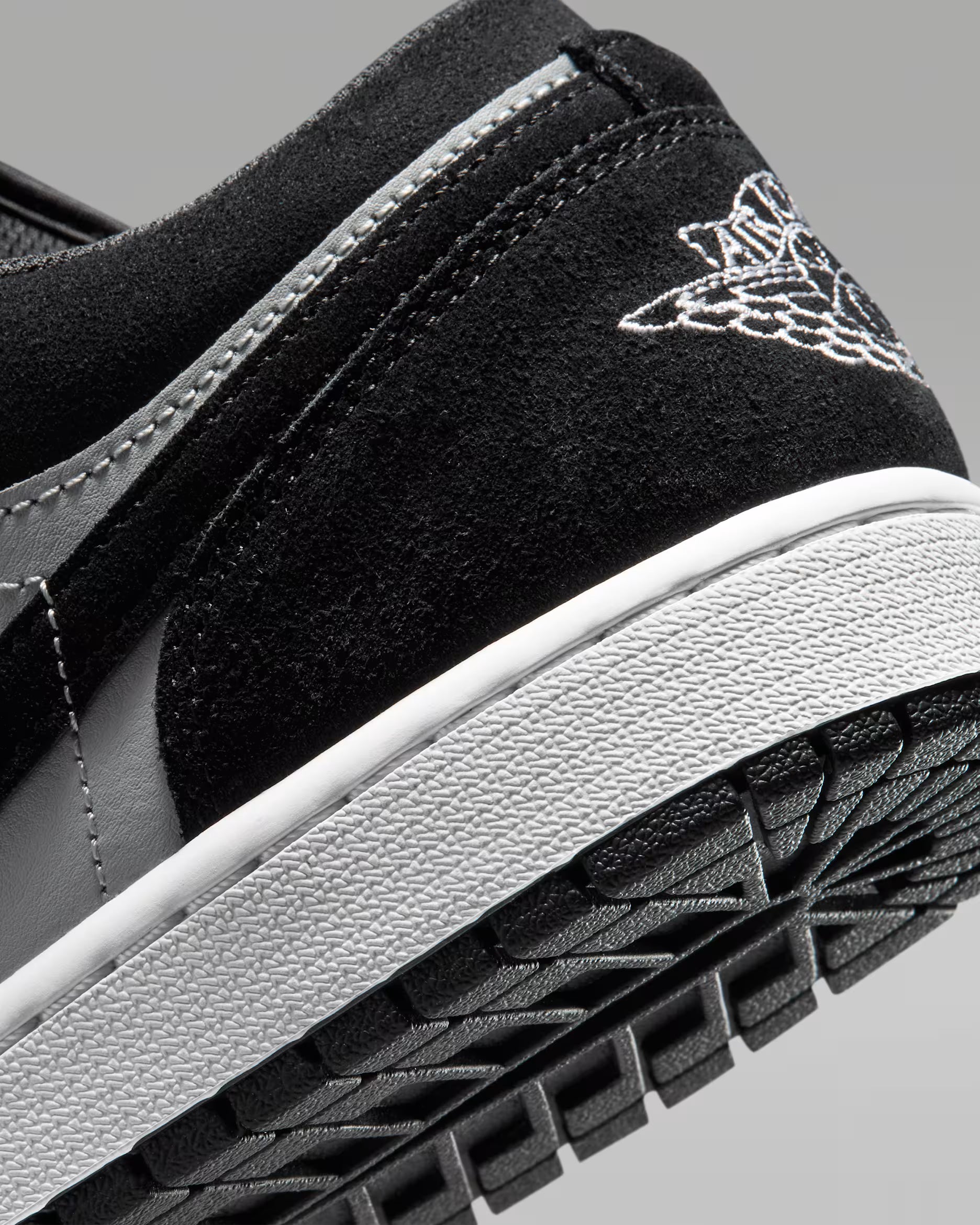 Air Jordan 1 Low BLACK SMOKE GREY