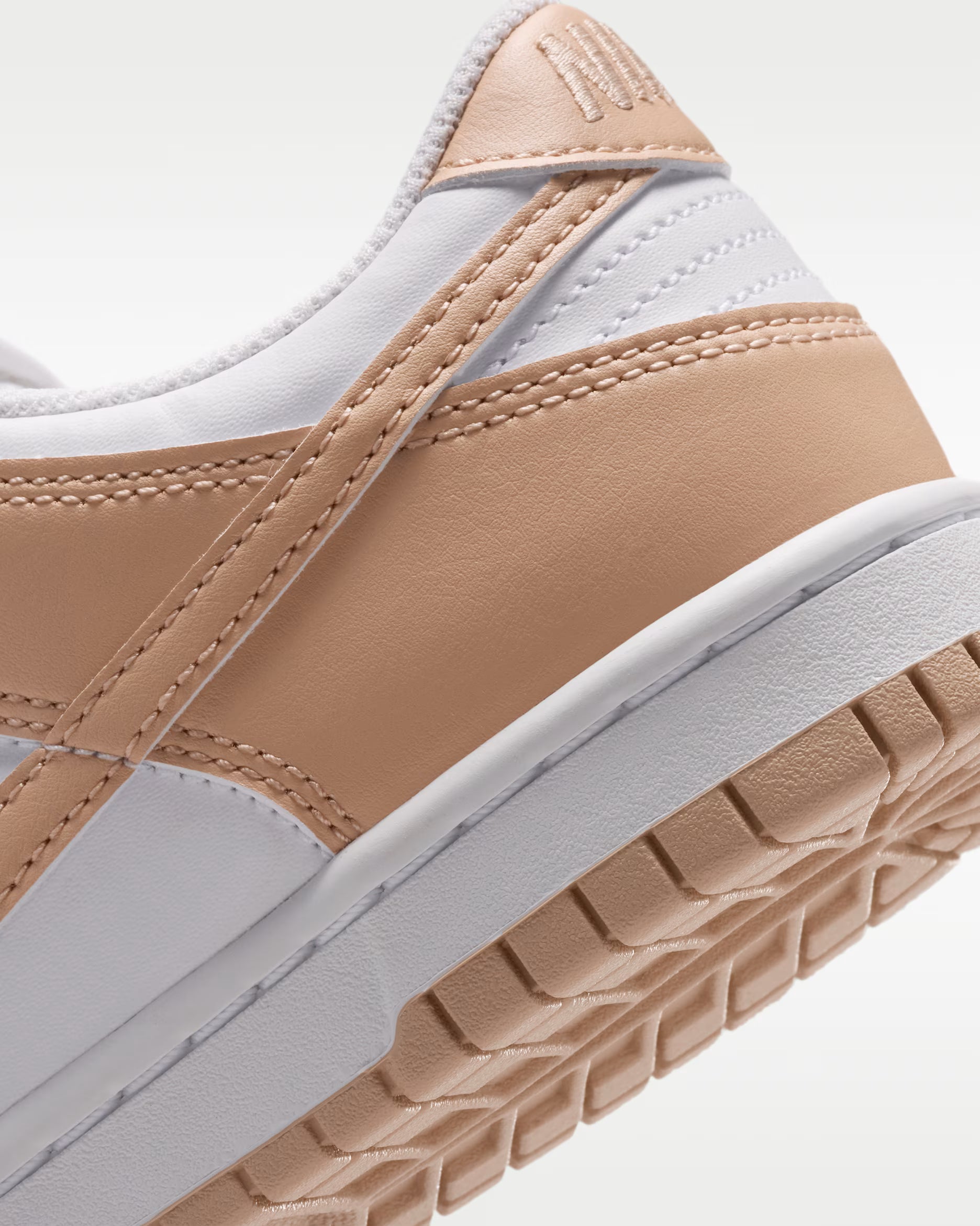 Nike Dunk Low BEIGE SHIMMER