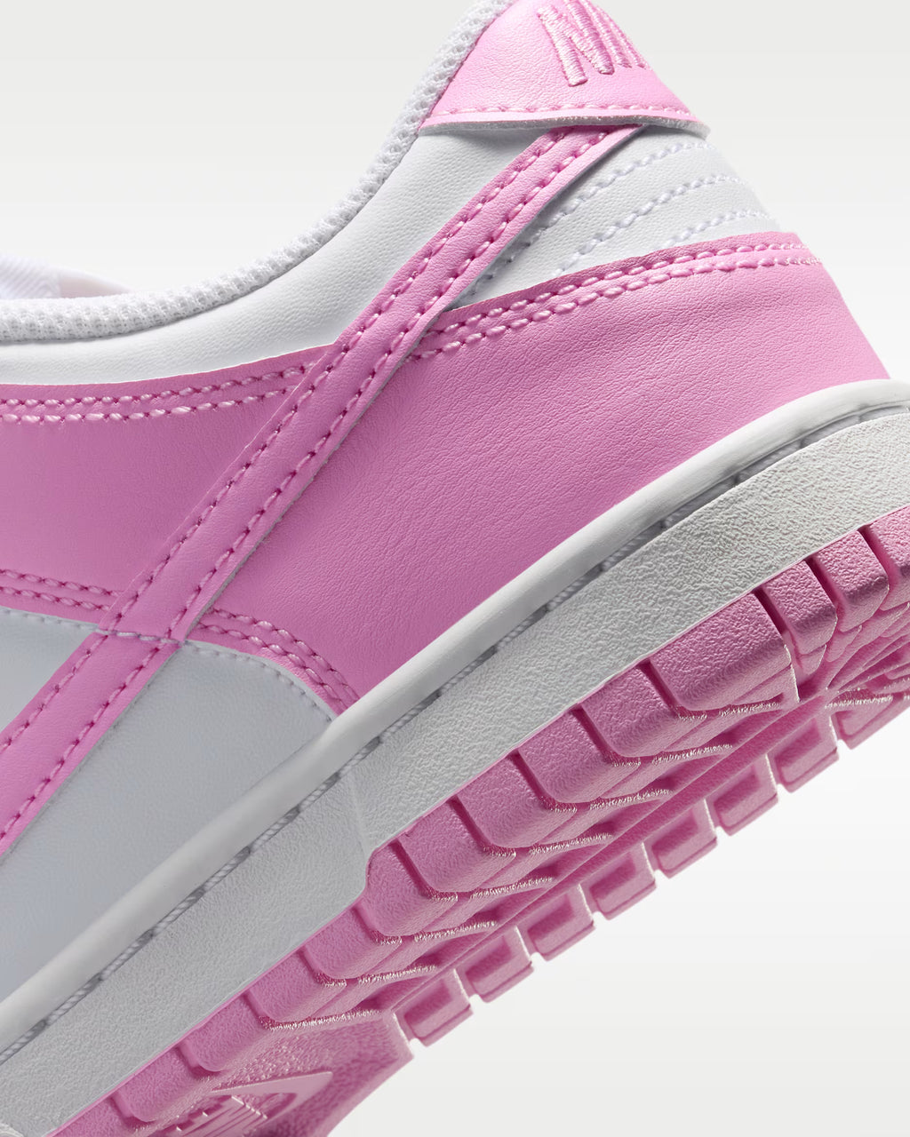 Nike Dunk Low PINK