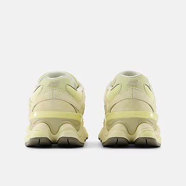 New Balance 9060 PARCHMENT CALCIUM