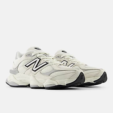 New Balance 9060 SEA SALT RAINCLOUD